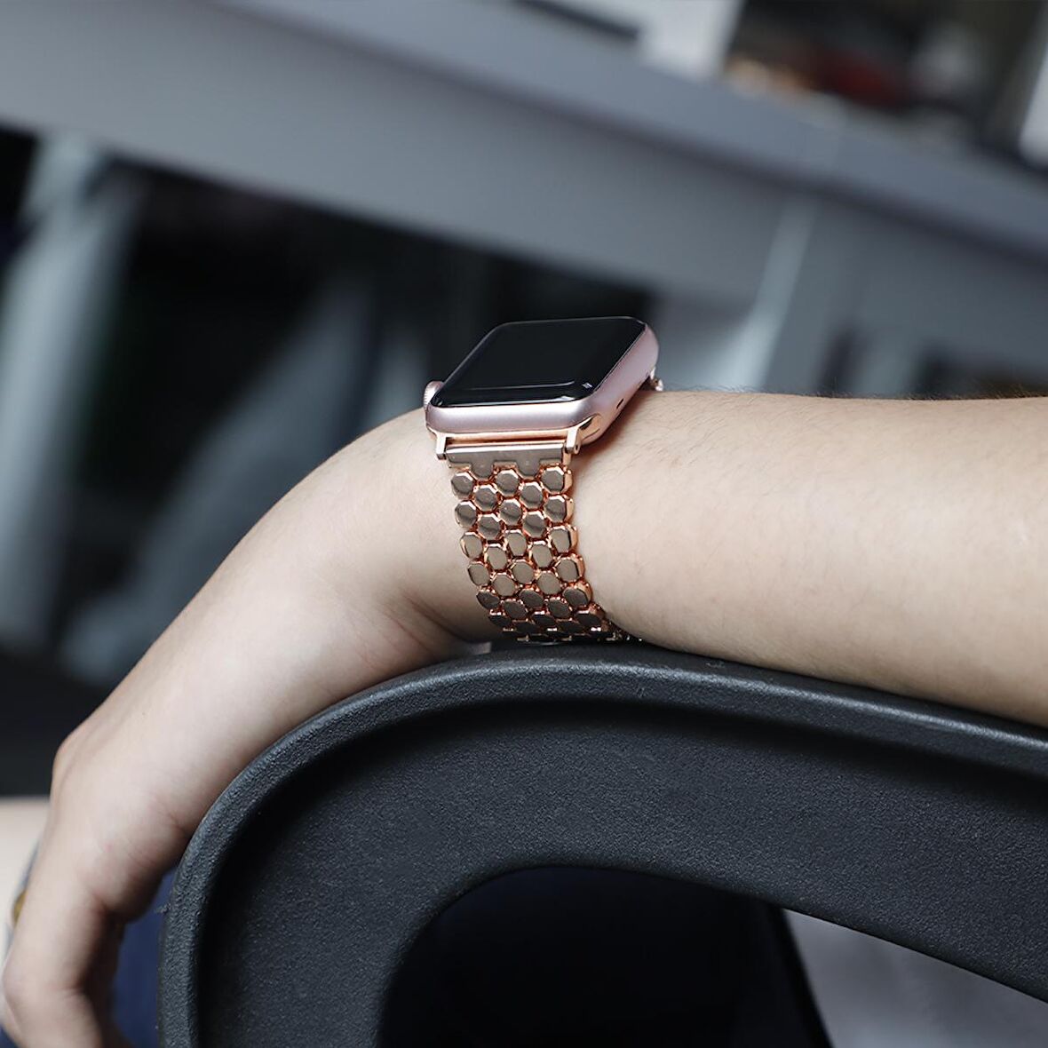 E2M Apple Watch Uyumlu 38-40mm KRD-16 Metal Siyah Kordon 