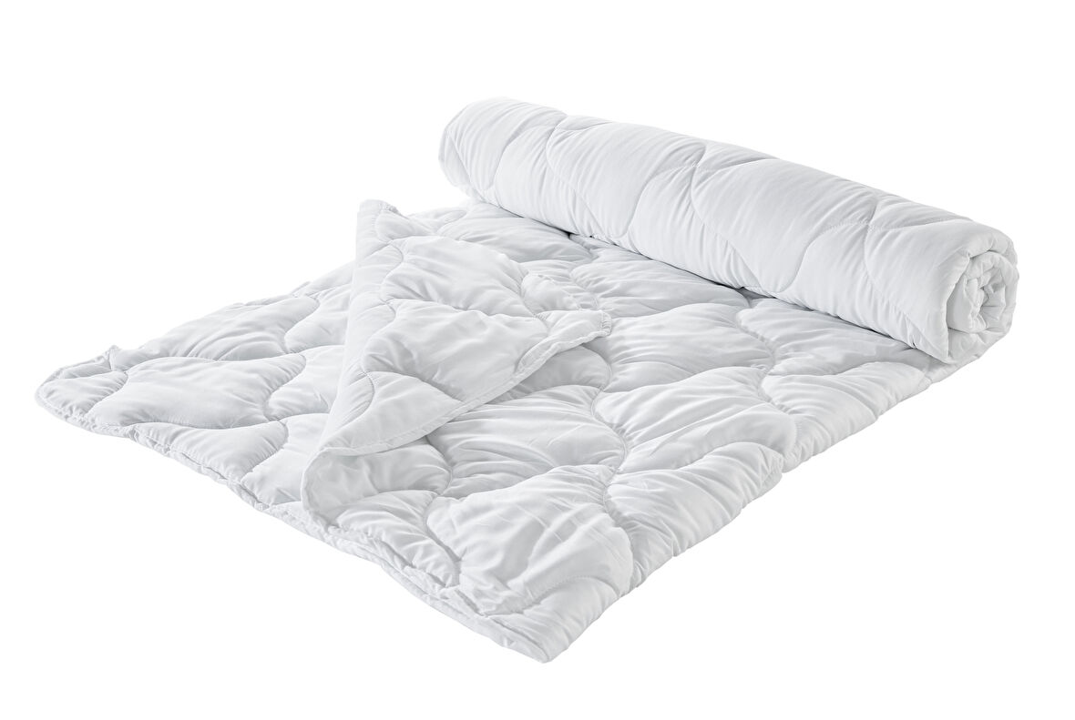 Ultra Lüx Tek Kişilik MicroSaten Yazlık Yorgan 155x215 CM