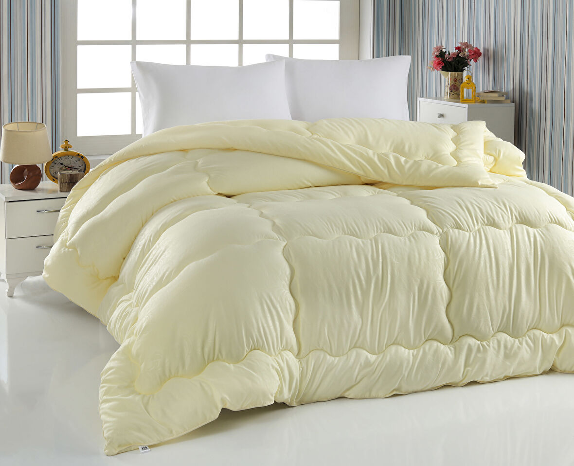 Komfort Home Tek Kişilik Biyeli Ultra Lüx Yorgan 155x215 CM