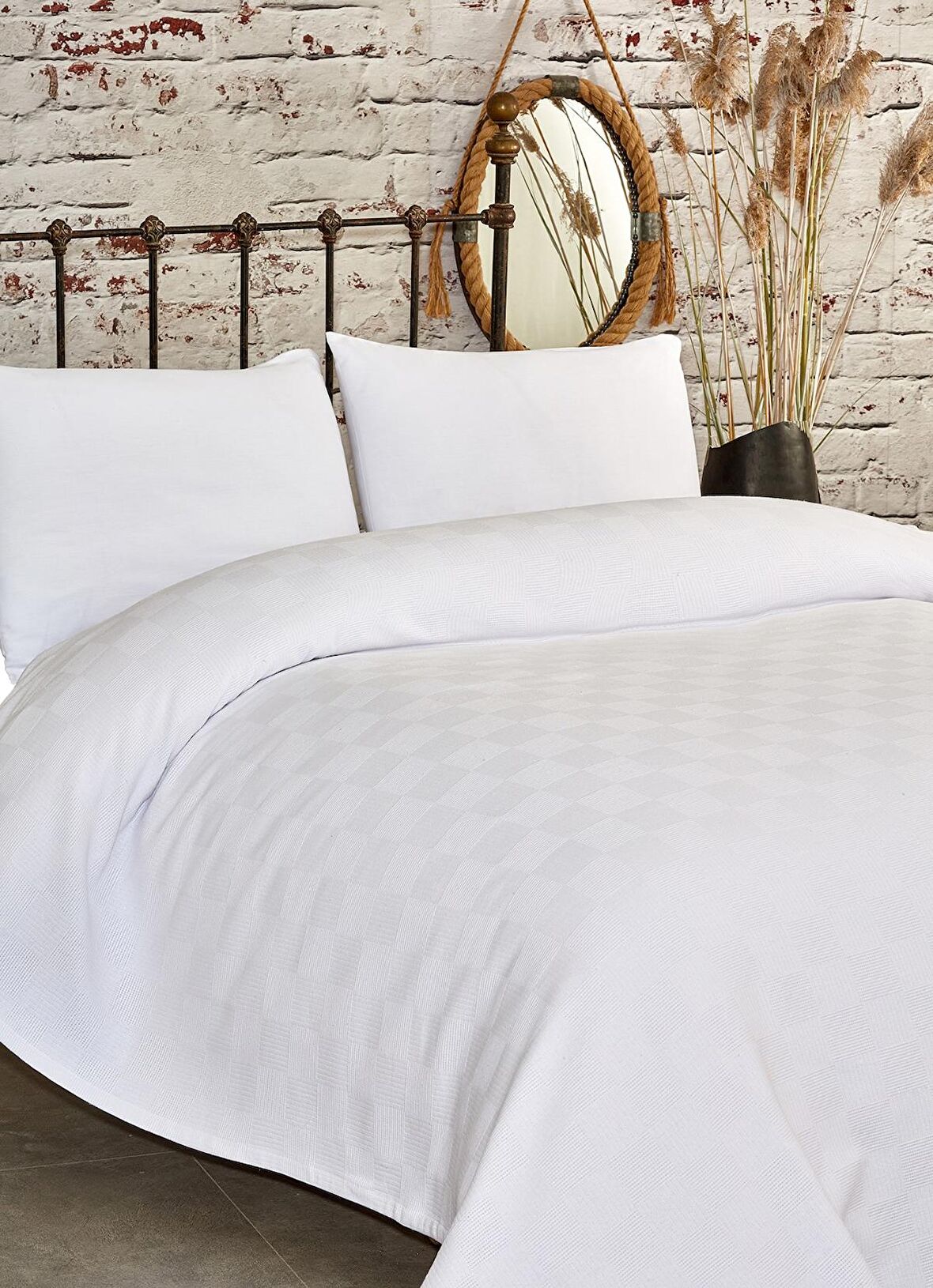 Komfort Home Çift Kişilik Dama Desen %100 Pamuk Pike / Beyaz