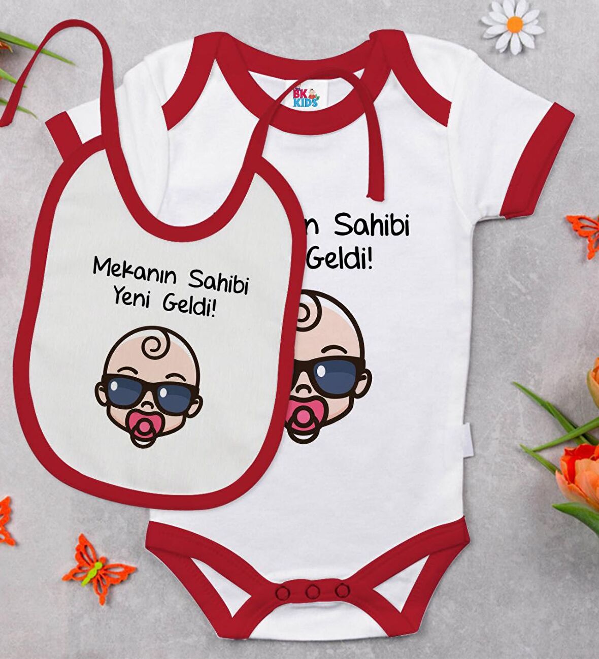 BK Kids Mekanın Sahibi Yeni Geldi Tasarımlı Kırmızı Bebek Body Zıbın ve Mama Önlüğü Hediye Seti-1