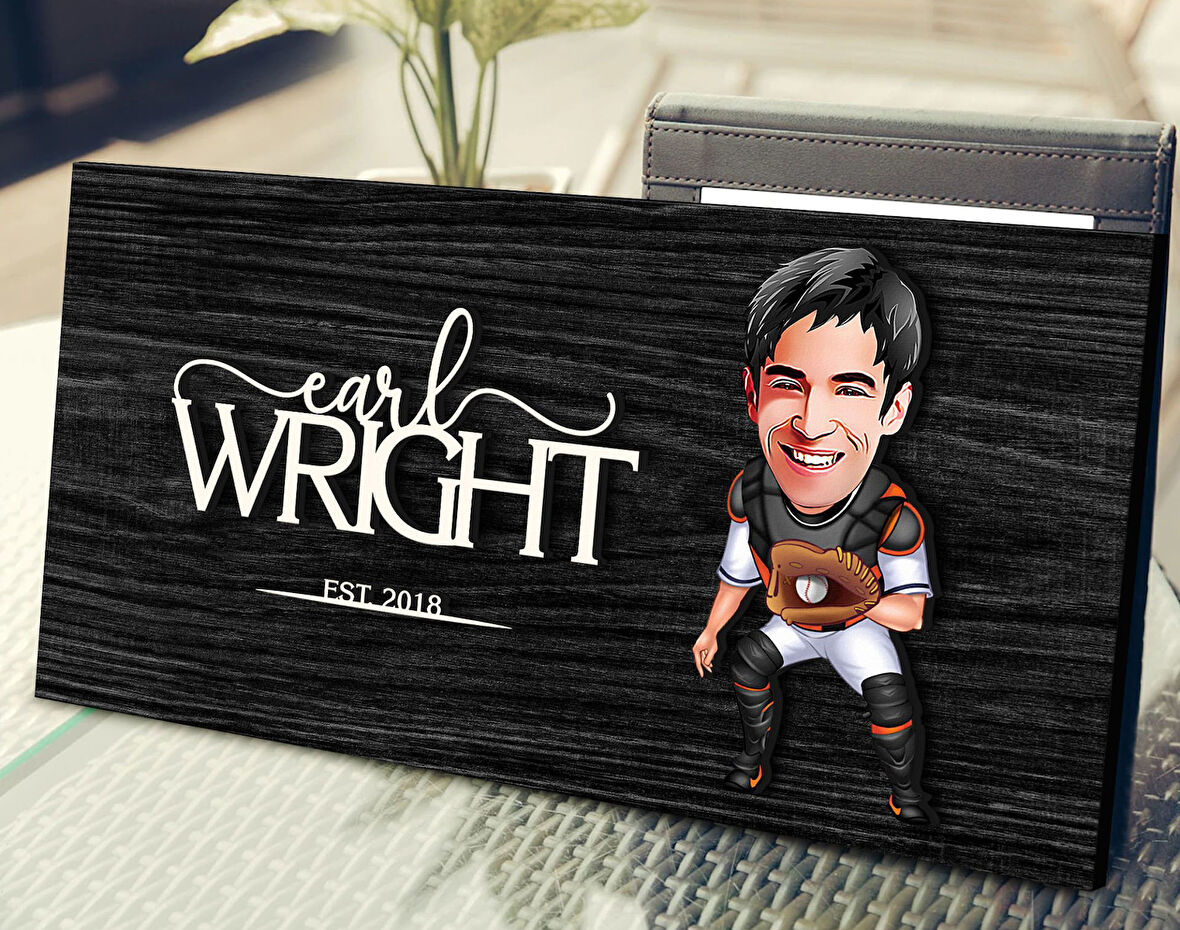 BK Gift Kişiye Özel Erkek Beyzbol Oyuncusu Karikatürlü Kabartma Figürlü Ahşap Tablo, Duvar Dekoru, Arkadaşa Hediye, Özel Tasarım Ev Hediyesi-2