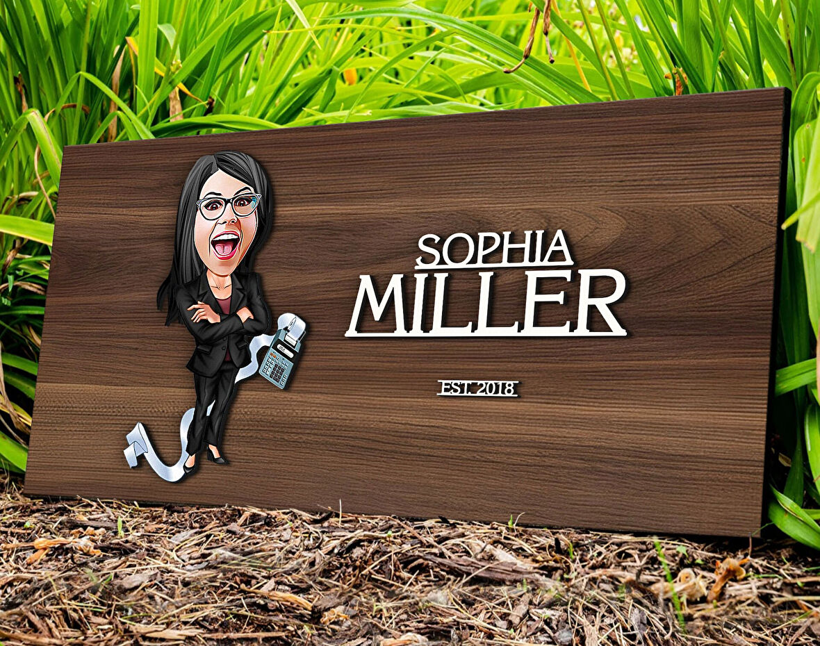 BK Gift Kişiye Özel Kadın Muhasebeci Karikatürlü Kabartma Tasarım Antik Ceviz Ahşap Tabela-1, Dekoratif Tabela, Rustik Ev Dekorasyonu,Duvar Dekoru