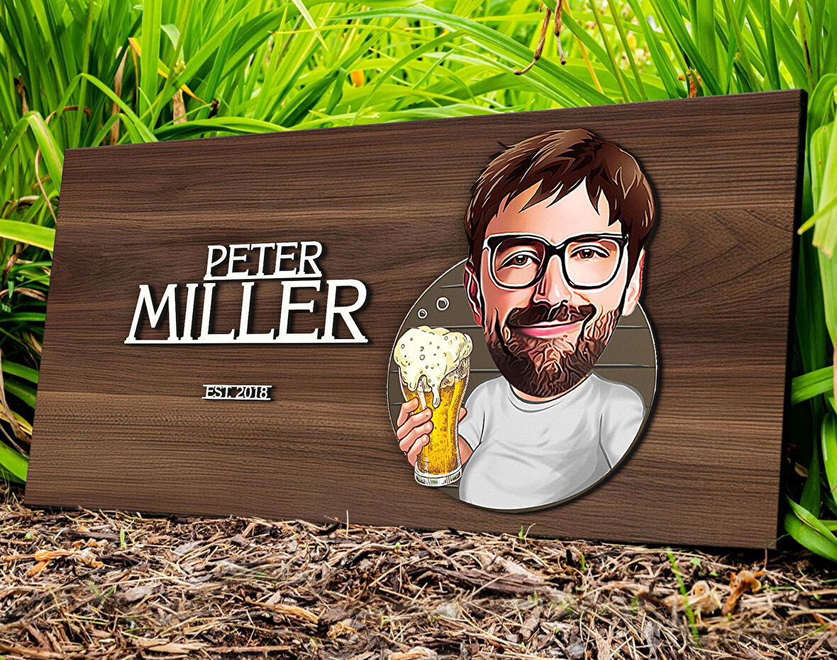 BK Gift Kişiye Özel Erkek Bira Karikatürlü Kabartma Tasarım Antik Ceviz Ahşap Tabela-1, Dekoratif Tabela, Rustik Ev Dekorasyonu,Duvar Dekoru