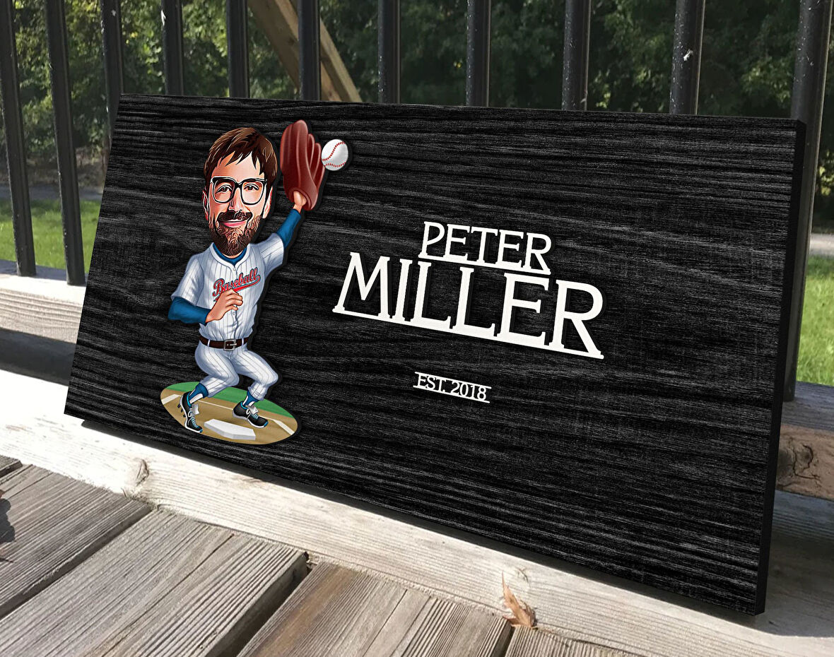 BK Gift Kişiye Özel Erkek Beyzbol Karikatürlü Kabartma Tasarım Antik Siyah (Ebony) Ahşap Tabela-2, Dekoratif Tabela, Rustik Ev Dekorasyonu, Duvar Dekoru