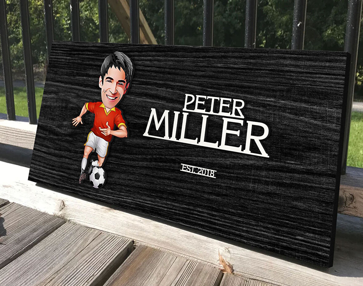 BK Gift Kişiye Özel Erkek Futbolcu Karikatürlü Kabartma Tasarım Antik Siyah (Ebony) Ahşap Tabela-1, Dekoratif Tabela, Rustik Ev Dekorasyonu, Duvar Dekoru