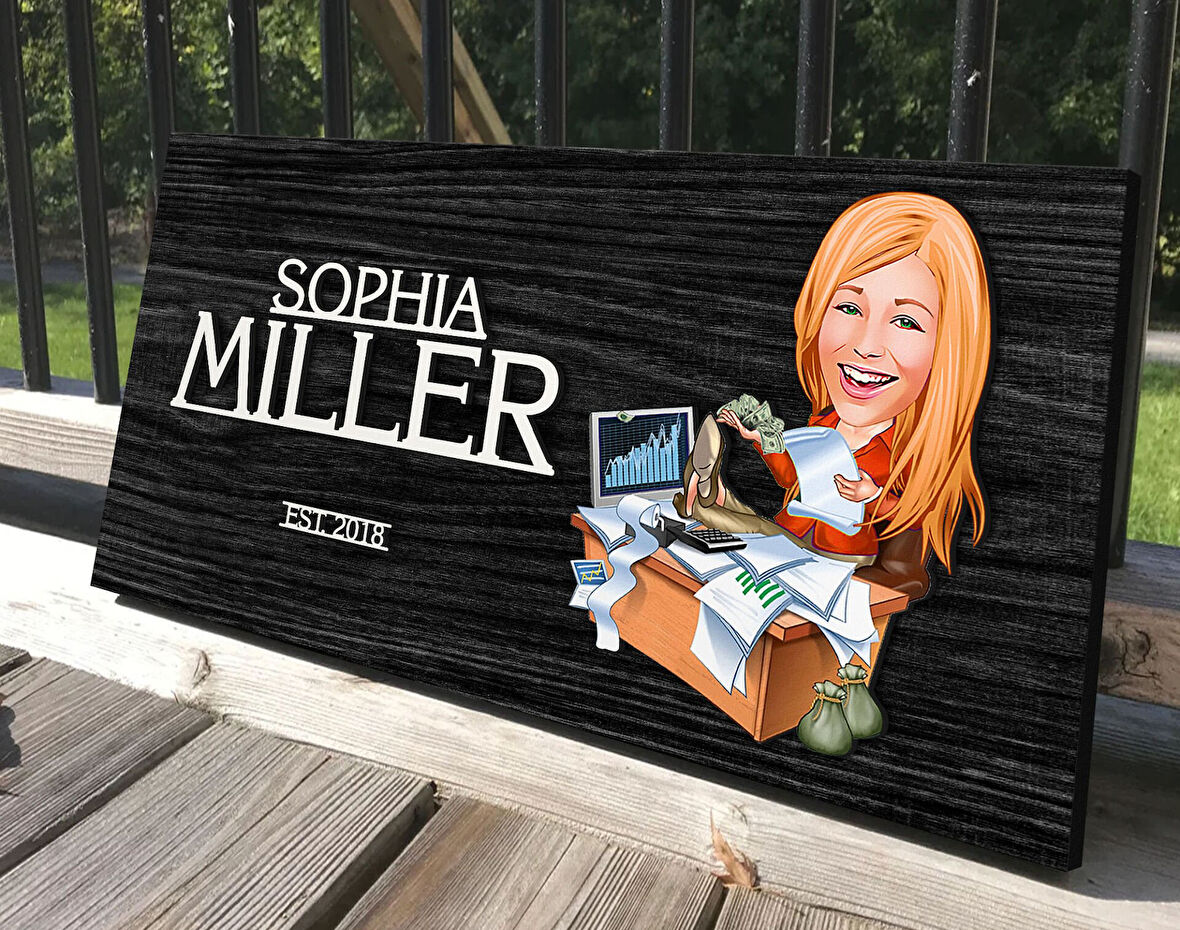 BK Gift Kişiye Özel Kadın Borsacı Karikatürlü Kabartma Tasarım Antik Siyah (Ebony) Ahşap Tabela-1, Dekoratif Tabela, Rustik Ev Dekorasyonu, Duvar Dekoru