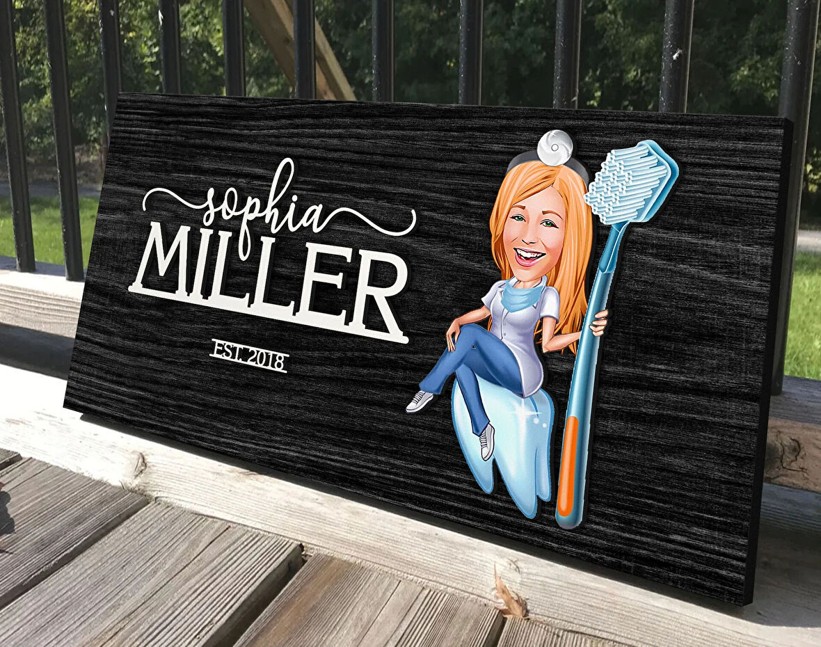 BK Gift Kişiye Özel Kadın Diş Hekimi Karikatürlü Kabartma Tasarım Antik Siyah (Ebony) Ahşap Tabela-2, Dekoratif Tabela, Rustik Ev Dekorasyonu, Duvar Dekoru