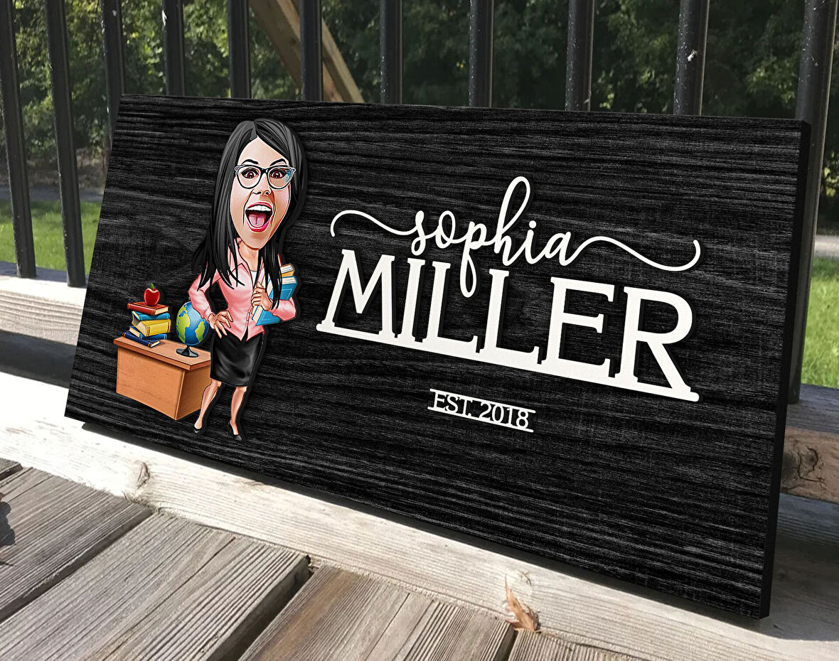 BK Gift Kişiye Özel Kadın Öğretmen Karikatürlü Kabartma Tasarım Antik Siyah (Ebony) Ahşap Tabela-5, Dekoratif Tabela, Rustik Ev Dekorasyonu, Duvar Dekoru