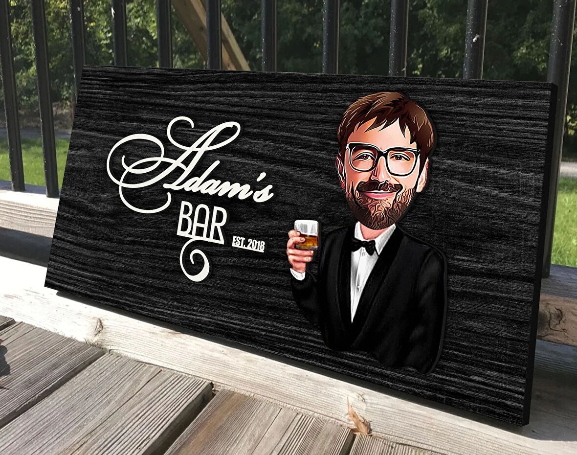 BK Gift Kişiye Özel Erkek Karikatürlü Kabartma Tasarım Antik Siyah (Ebony) Ahşap Tabela-3, Dekoratif Tabela, Rustik Ev Dekorasyonu, Duvar Dekoru