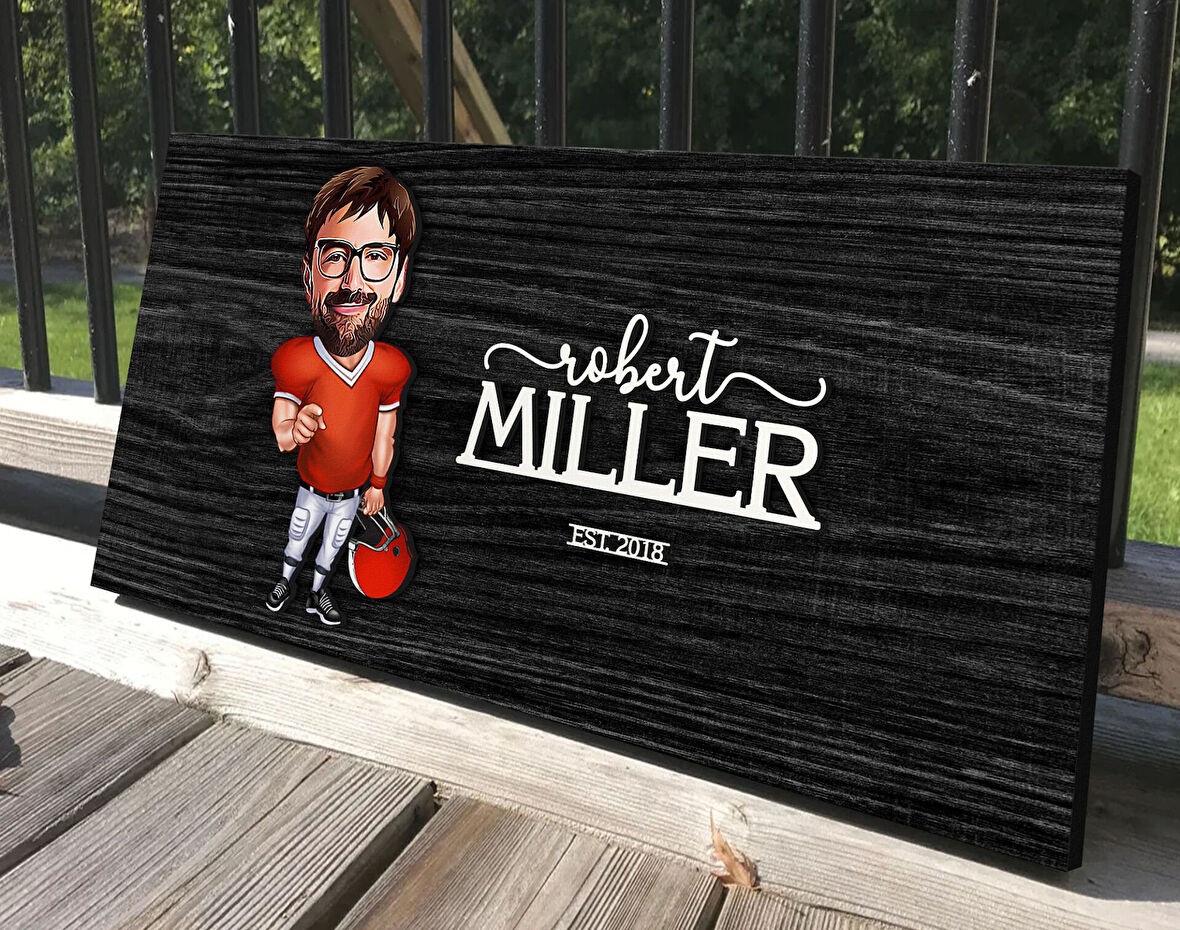 BK Gift Kişiye Özel Erkek Amerikan Futbolu Karikatürlü Kabartma Tasarım Antik Siyah (Ebony) Ahşap Tabela-2, Dekoratif Tabela, Rustik Ev Dekorasyonu, Duvar Dekoru