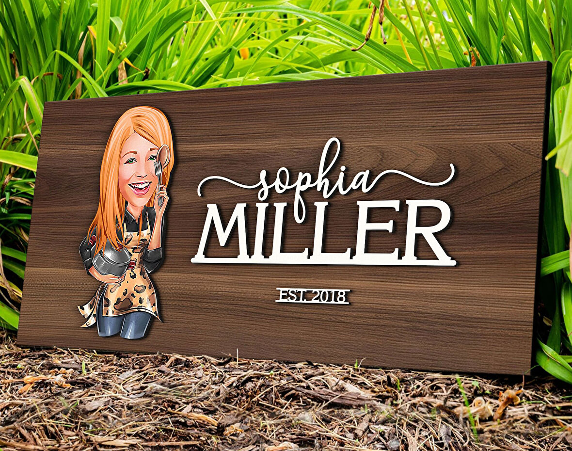 BK Gift Kişiye Özel Kadın Aşçı Karikatürlü Kabartma Tasarım Antik Ceviz Ahşap Tabela-2, Dekoratif Tabela, Rustik Ev Dekorasyonu