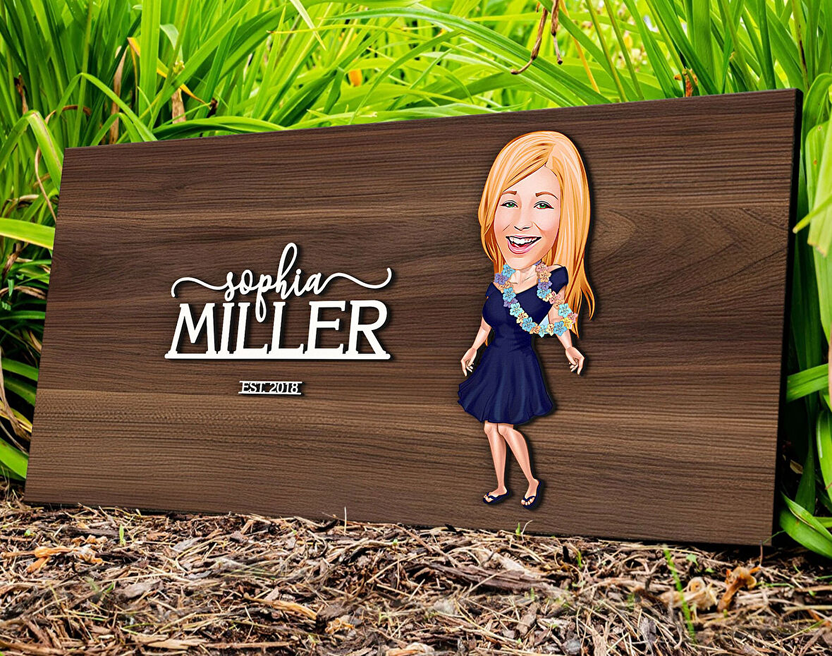 BK Gift Kişiye Özel Kadın Karikatürlü Kabartma Tasarım Antik Ceviz Ahşap Tabela-11, Dekoratif Tabela, Rustik Ev Dekorasyonu