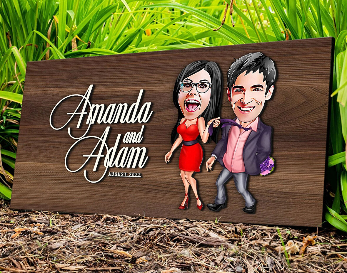 BK Gift Kişiye Özel Sevgililer Karikatürlü Kabartma Tasarım Antik Ceviz Ahşap Tabela-4, Dekoratif Tabela, Rustik Ev Dekorasyonu
