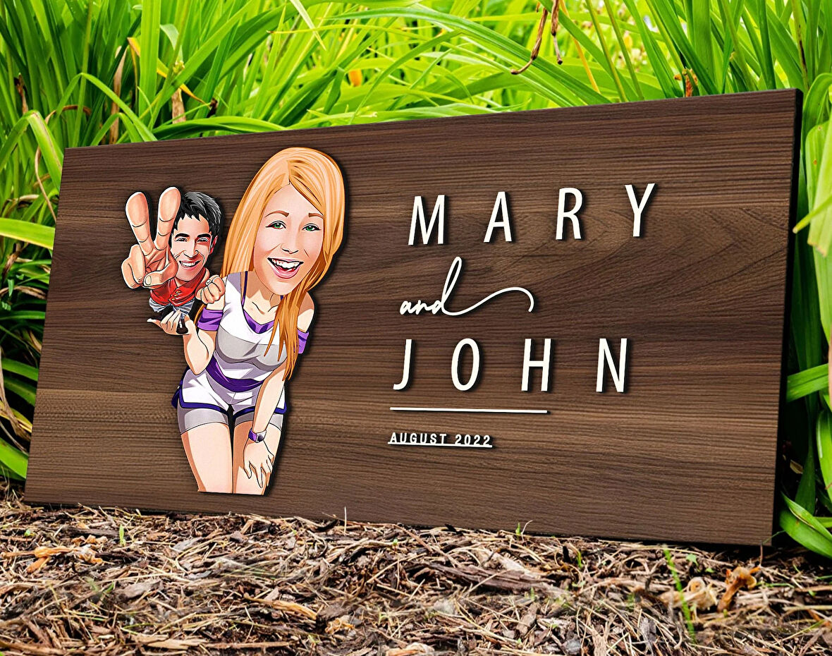 BK Gift Kişiye Özel Sevgililer Karikatürlü Kabartma Tasarım Antik Ceviz Ahşap Tabela-30, Dekoratif Tabela, Rustik Ev Dekorasyonu