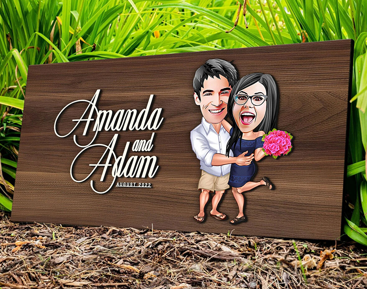 BK Gift Kişiye Özel Sevgililer Karikatürlü Kabartma Tasarım Antik Ceviz Ahşap Tabela-108, Dekoratif Tabela, Rustik Ev Dekorasyonu