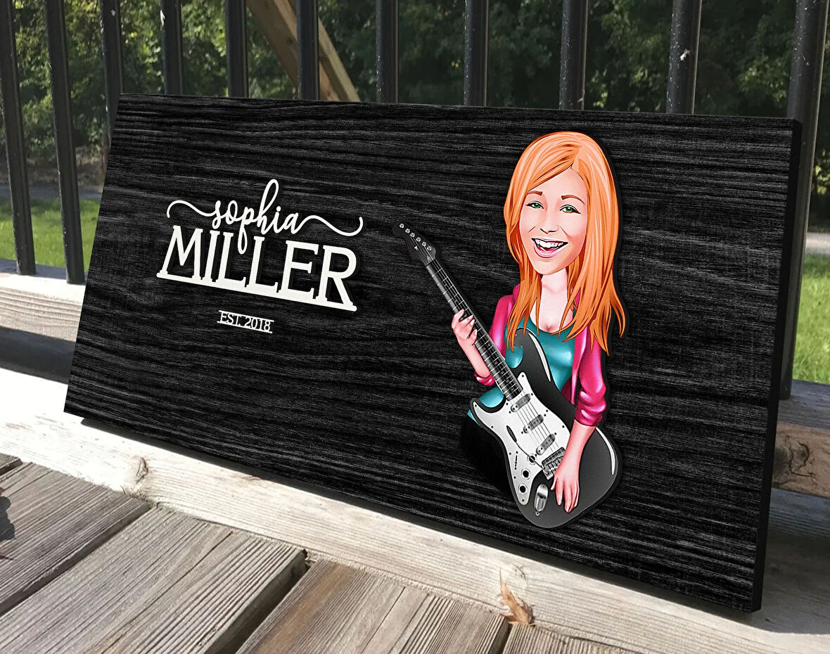 BK Gift Kişiye Özel Kadın Gitarist Karikatürlü Antik Siyah (Ebony) Ahşap Tabela-1, Dekoratif Tabela, Rustik Ev Dekorasyonu, Duvar Dekoru