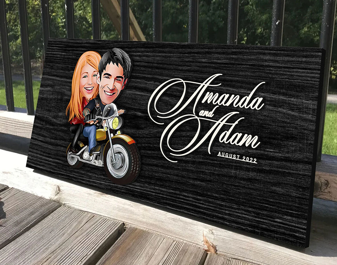 BK Gift Kişiye Özel Sevgililer Karikatürlü Antik Siyah (Ebony) Ahşap Tabela-17, Dekoratif Tabela, Rustik Ev Dekorasyonu, Duvar Dekoru