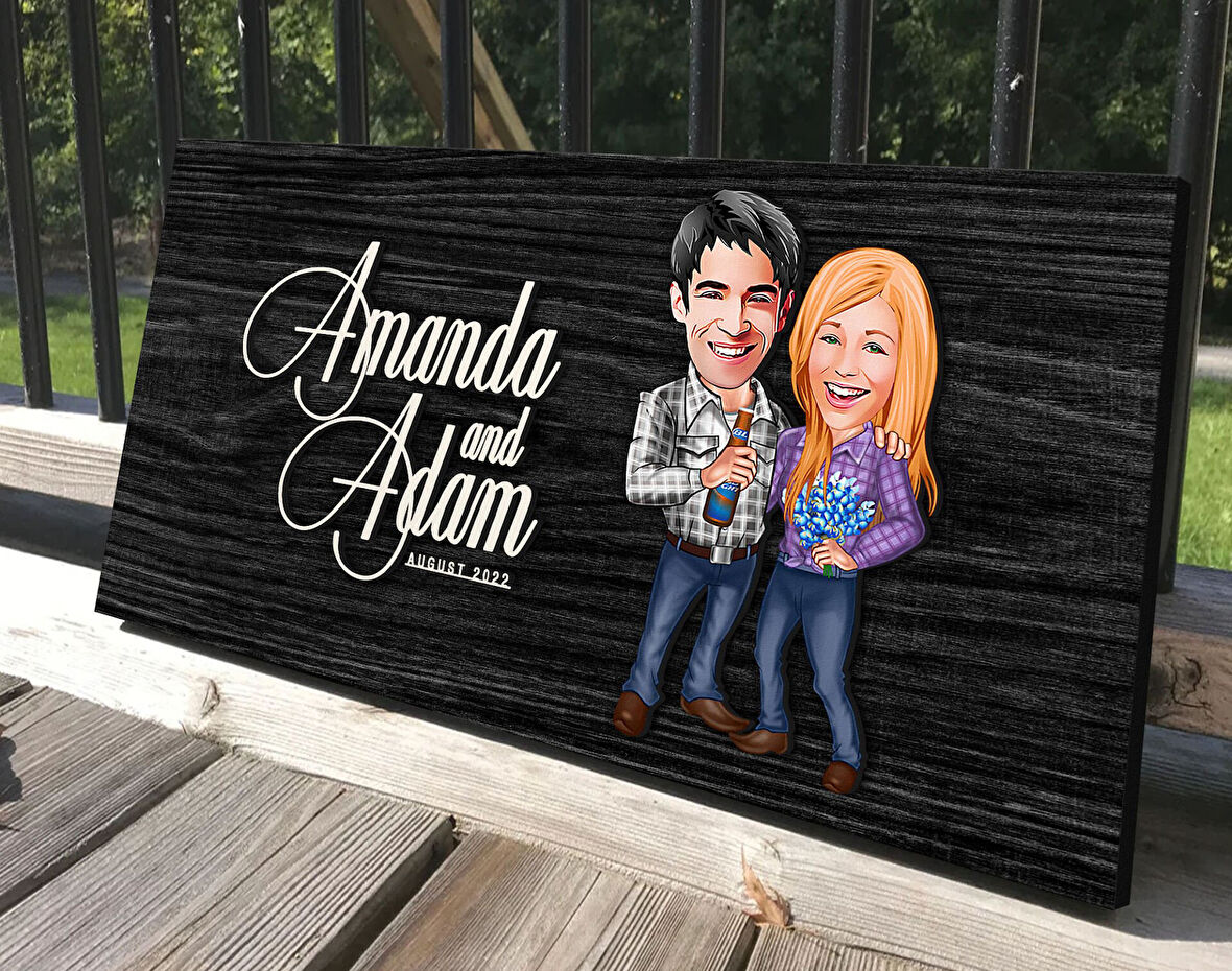 BK Gift Kişiye Özel Sevgililer Karikatürlü Antik Siyah (Ebony) Ahşap Tabela-50, Dekoratif Tabela, Rustik Ev Dekorasyonu, Duvar Dekoru