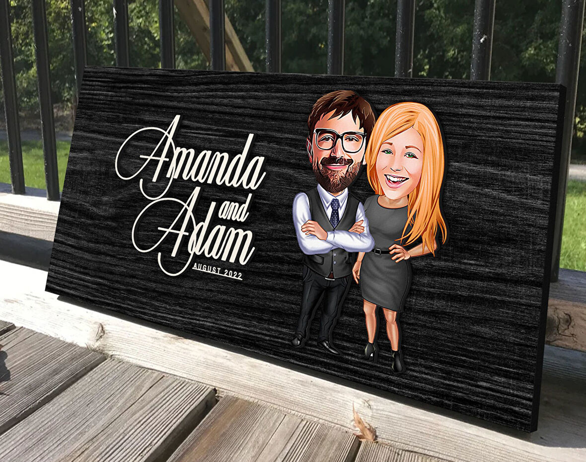 BK Gift Kişiye Özel Sevgililer Karikatürlü Antik Siyah (Ebony) Ahşap Tabela-100, Dekoratif Tabela, Rustik Ev Dekorasyonu, Duvar Dekoru