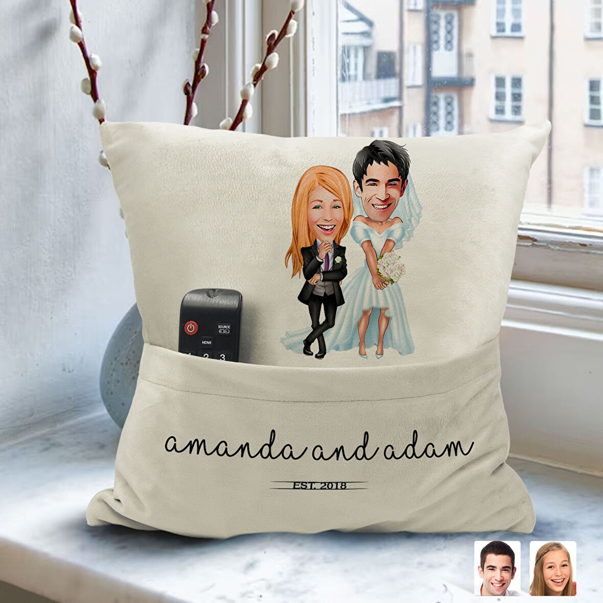 BK Gift Kişiye Özel Sevgililer Karikatür Tasarımlı Organizer Kumanda ve Atıştırmalık Cepli Sarı Kırl