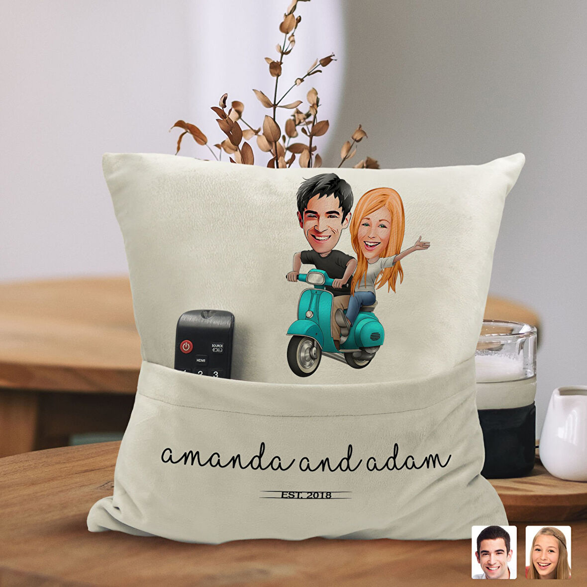 BK Gift Kişiye Özel Sevgililer Karikatür Tasarımlı Organizer Kumanda ve Atıştırmalık Cepli Sarı Kırl