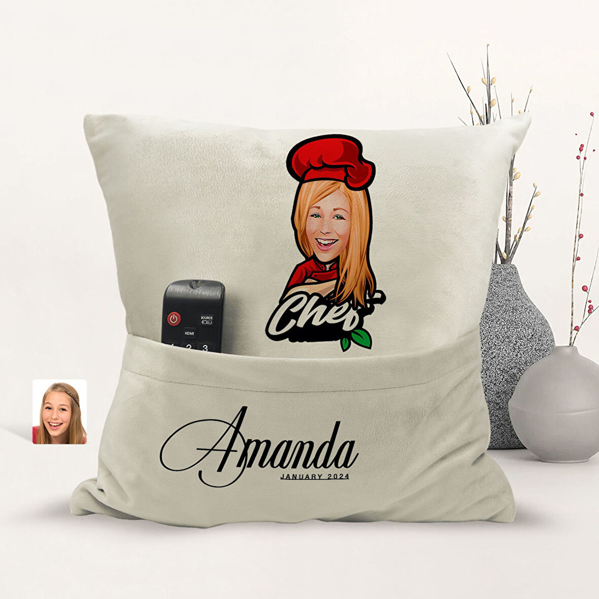 BK Gift Kişiye Özel Chef Karikatür Tasarımlı Organizer Kumanda ve Atıştırmalık Cepli Sarı Kırlent Ya