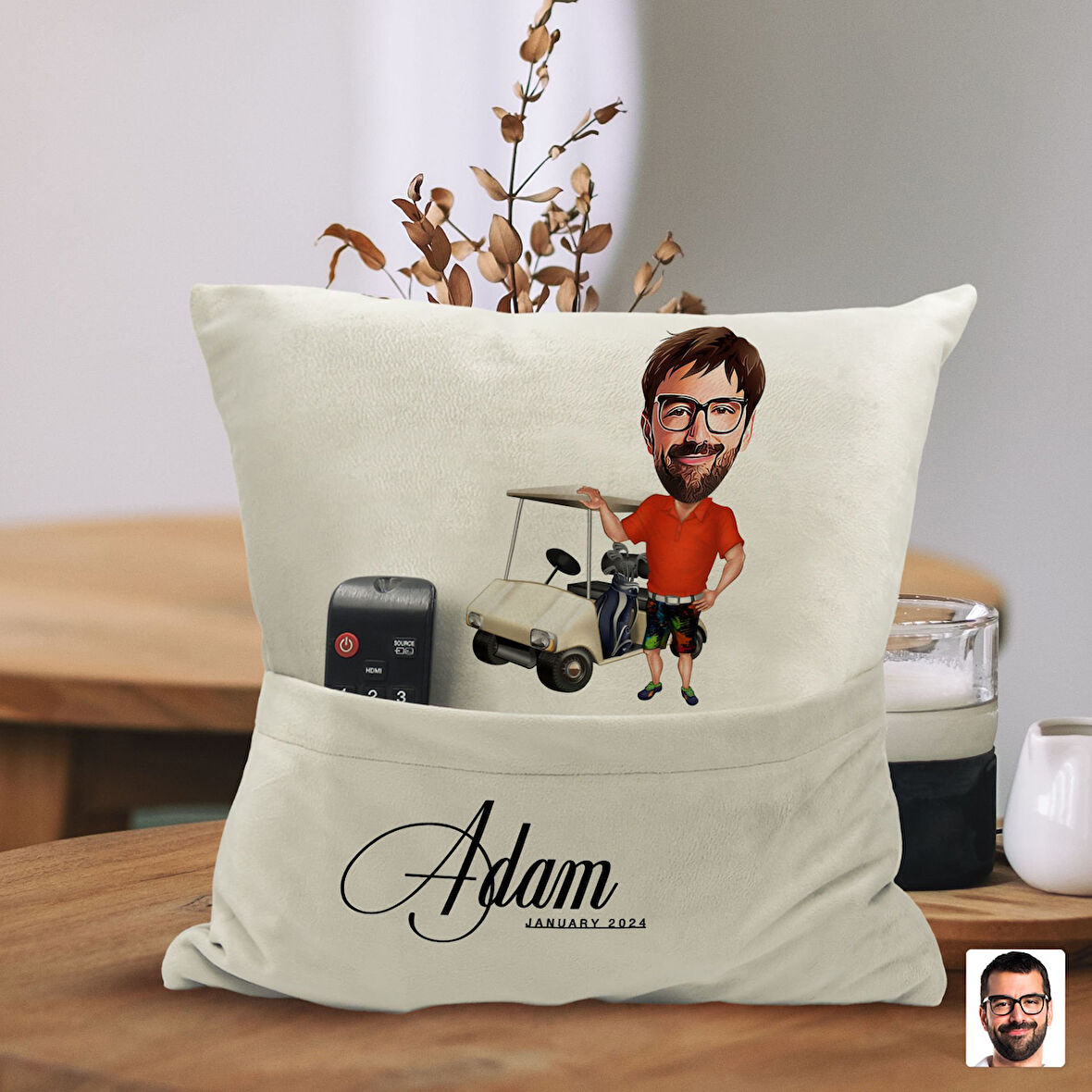 BK Gift Kişiye Özel Golf Oyuncusu Karikatür Tasarımlı Organizer Kumanda ve Atıştırmalık Cepli Sarı K