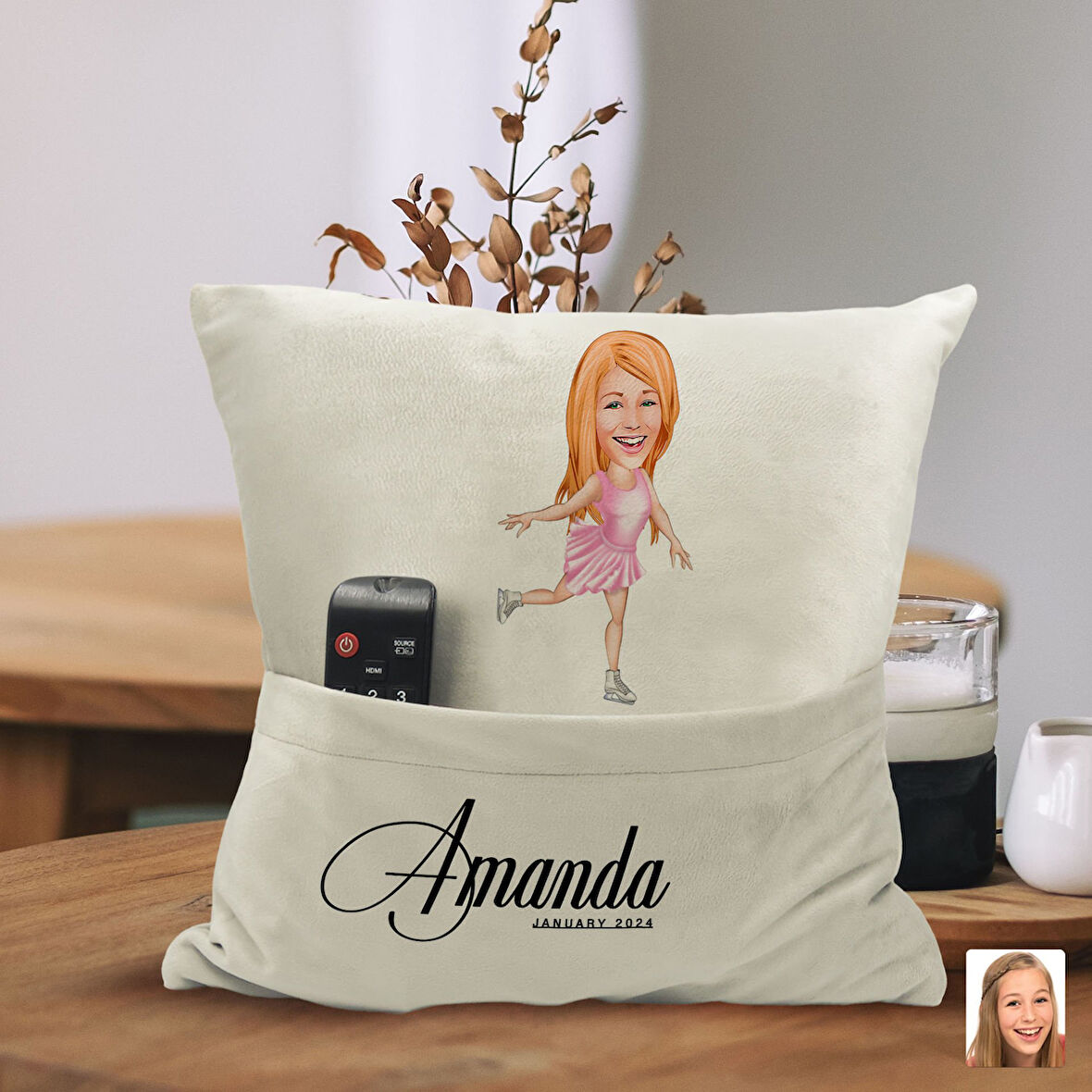 BK Gift Kişiye Özel Buz Pateni Karikatür Tasarımlı Organizer Kumanda ve Atıştırmalık Cepli Sarı Kırl