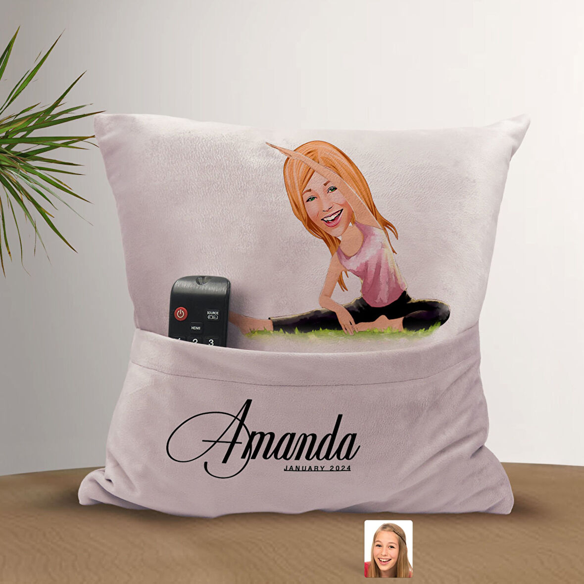 BK Gift Kişiye Özel Yoga Karikatür Tasarımlı Organizer Kumanda ve Atıştırmalık Cepli Pembe Kırlent Y