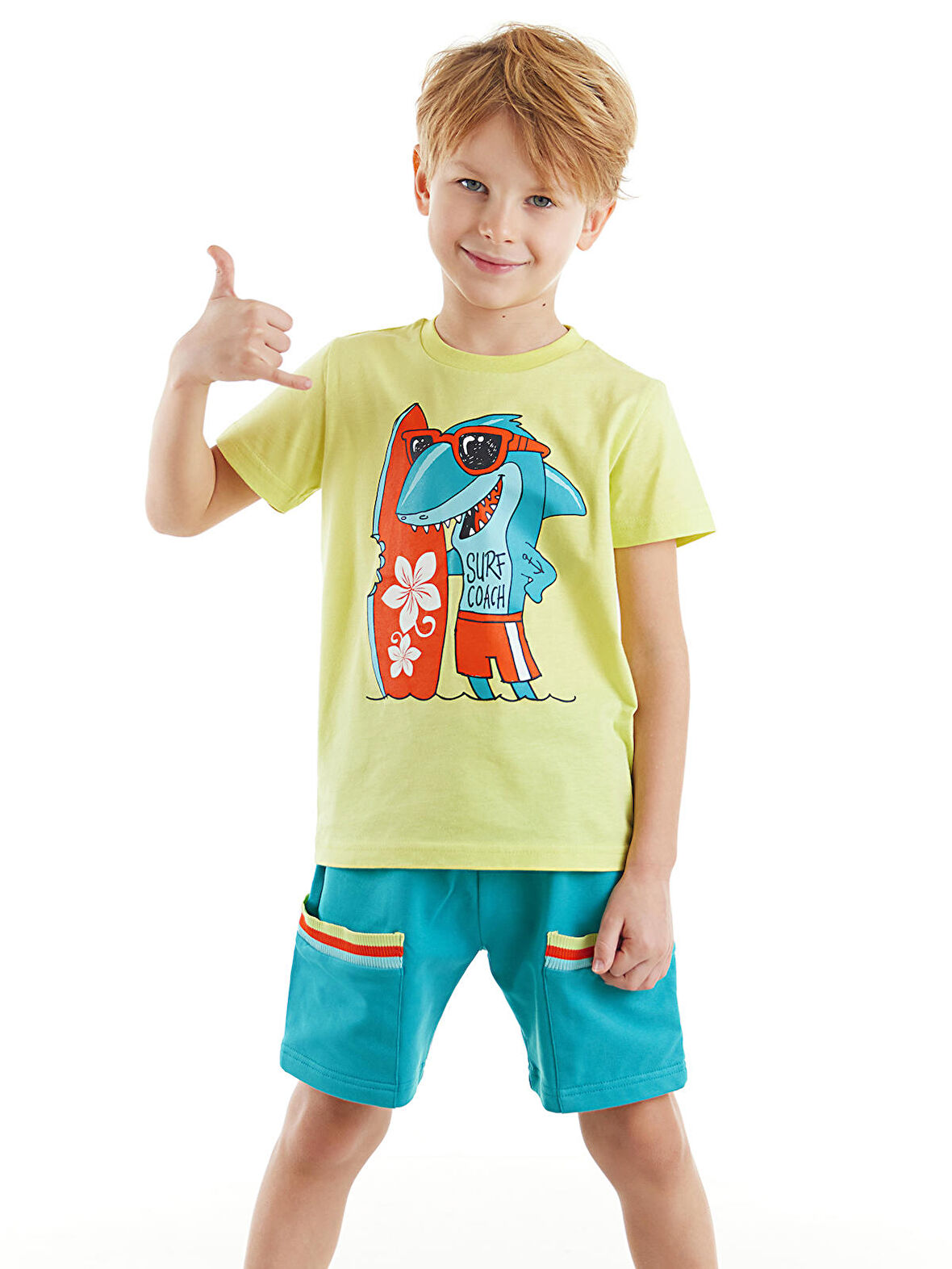 Surf Köpekbalığı Erkek Çocuk Sarı T-shirt Mavi Şort Yazlık Takım