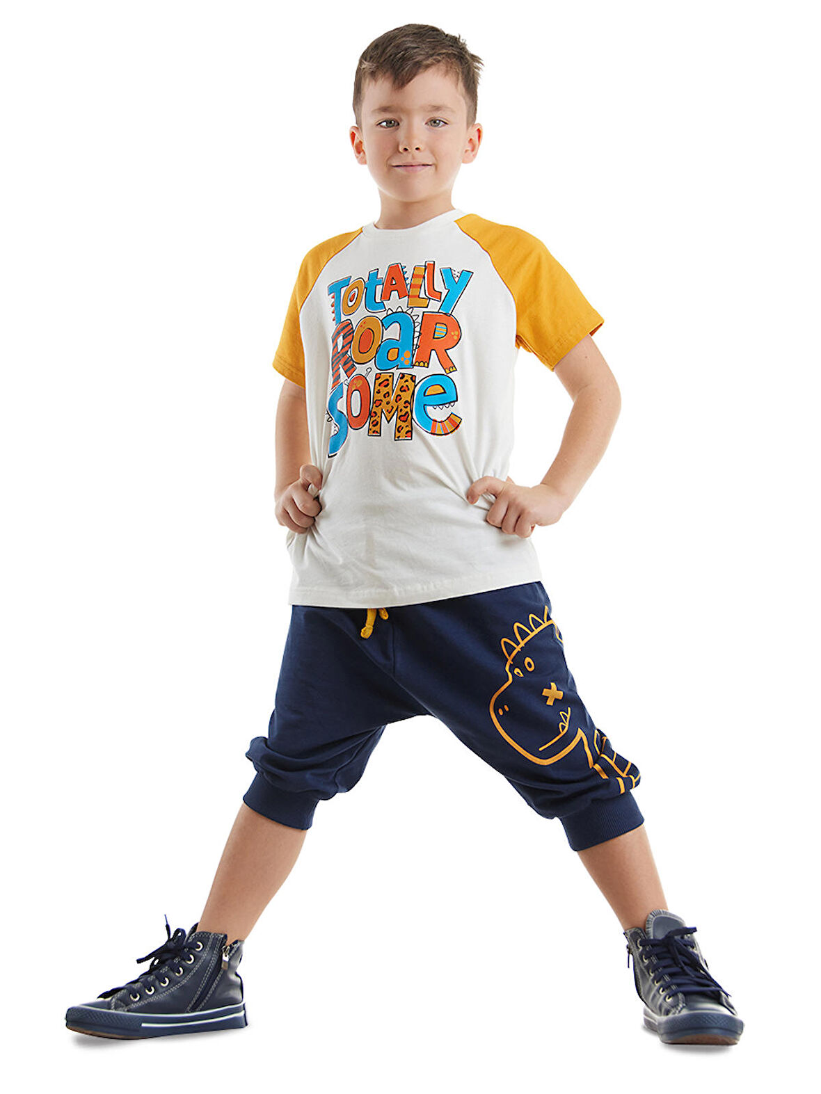 Roarsome Erkek Çocuk T-shirt Kapri Şort Takım