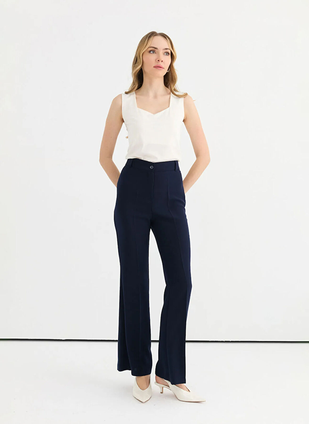 Selen Normal Bel Standart Siyah Kadın Pantolon 25YSL5346