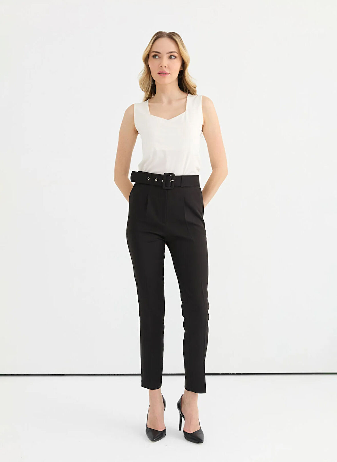 Selen Normal Bel Standart Siyah Kadın Pantolon 25YSL5351