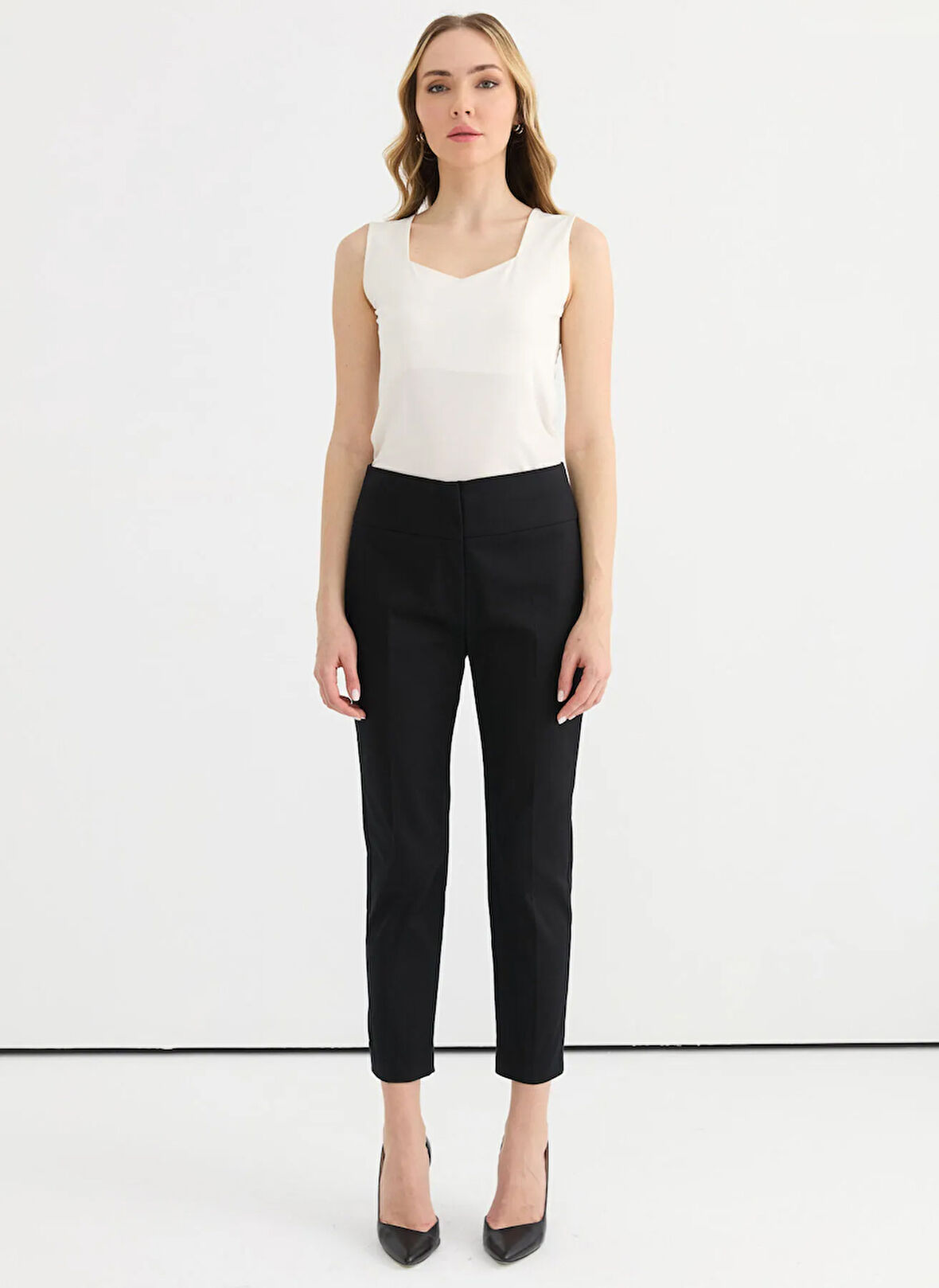 Selen Normal Bel Standart Siyah Kadın Pantolon 25YSL5370