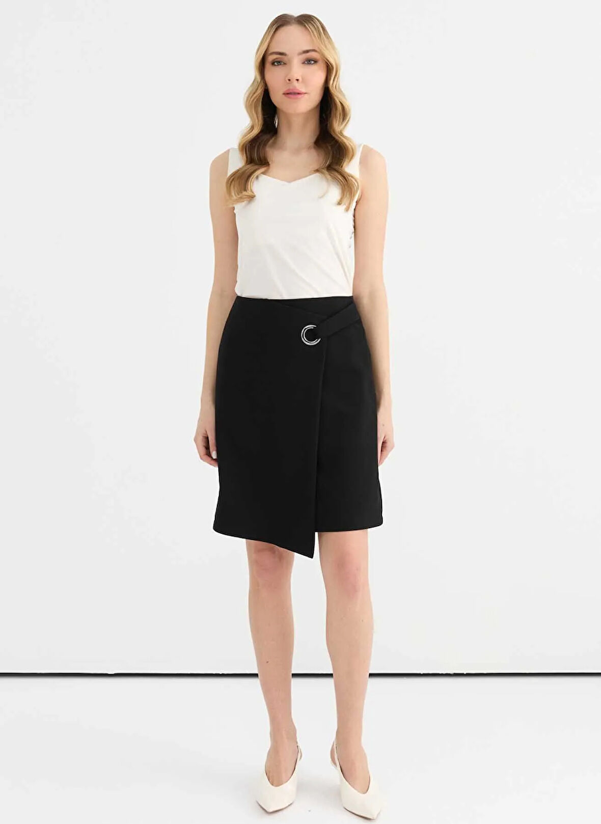 Selen Normal Bel Siyah Kadın Düz Standart Etek 25YSL3467