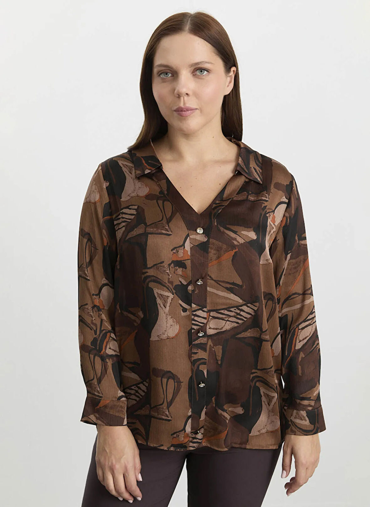 Selen Polo Yaka Emprime Kahve Kadın Bluz 25KSL8200