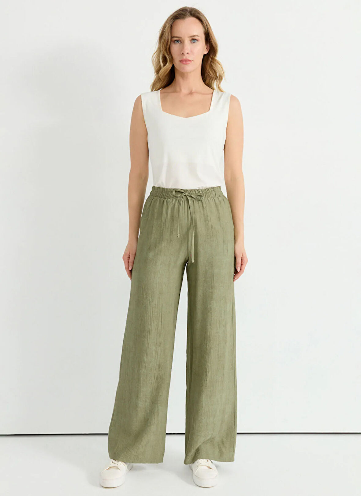 Selen Normal Bel Standart Haki Kadın Pantolon 25YSL5396
