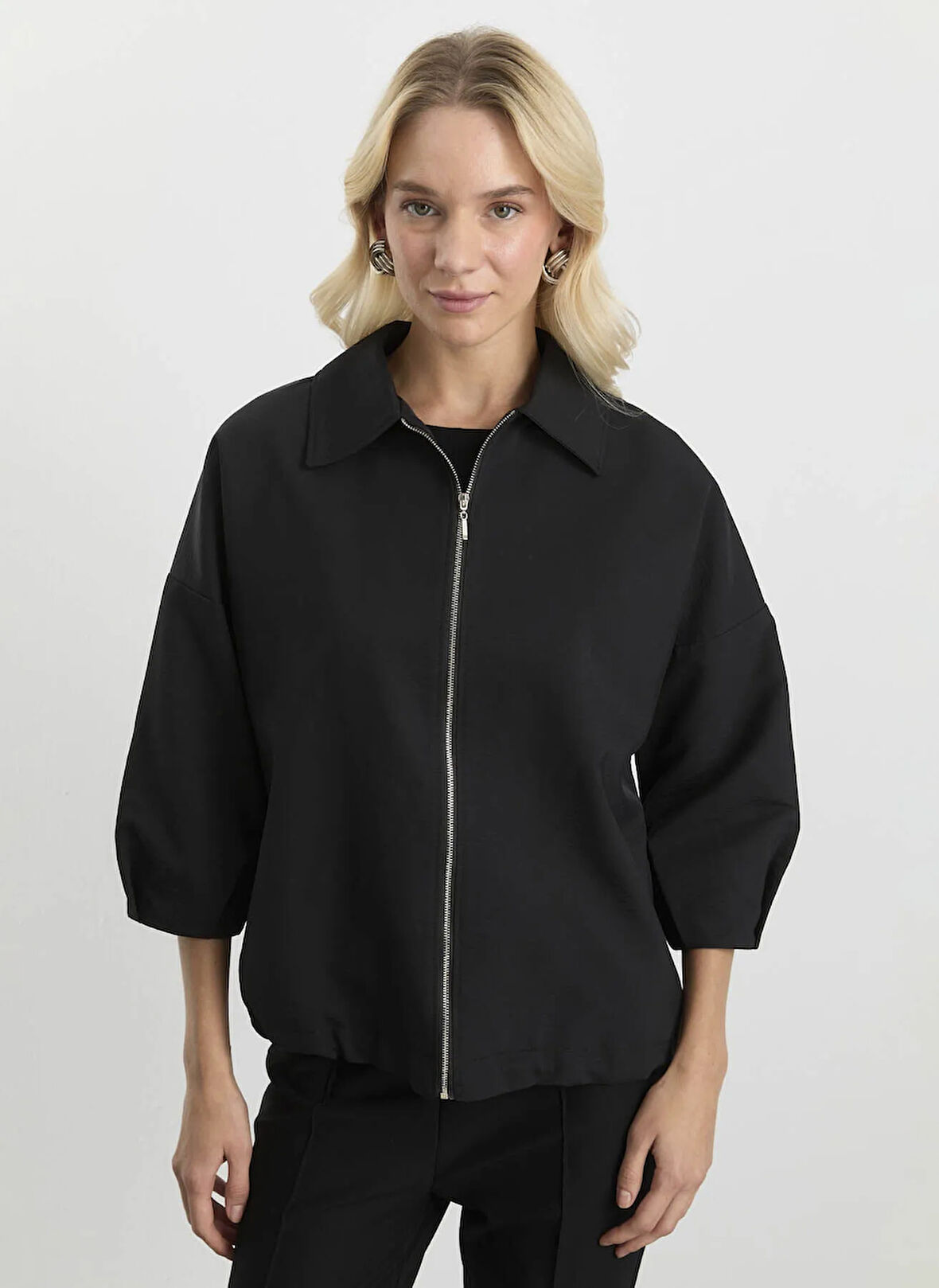 Selen Siyah Trençkot 25KSL9516