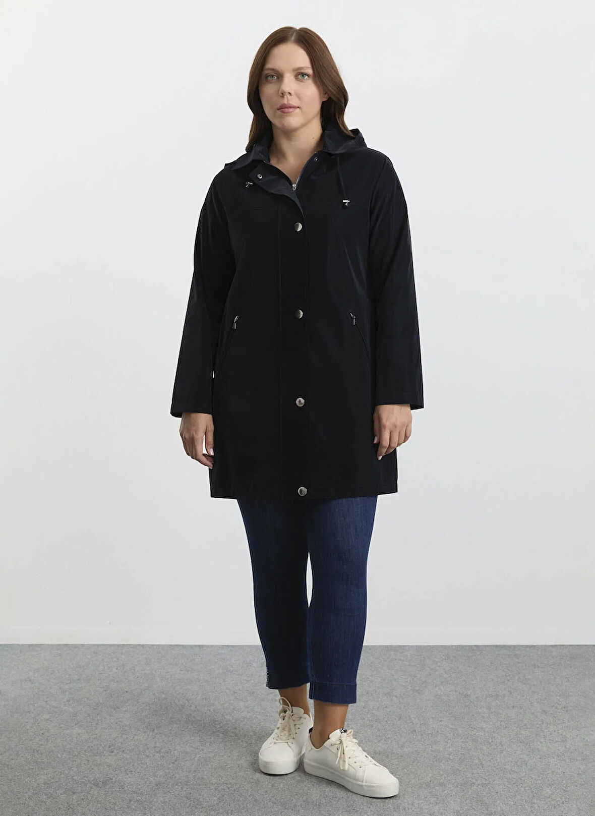 Selen Siyah Kadın Trençkot 25KSL9521