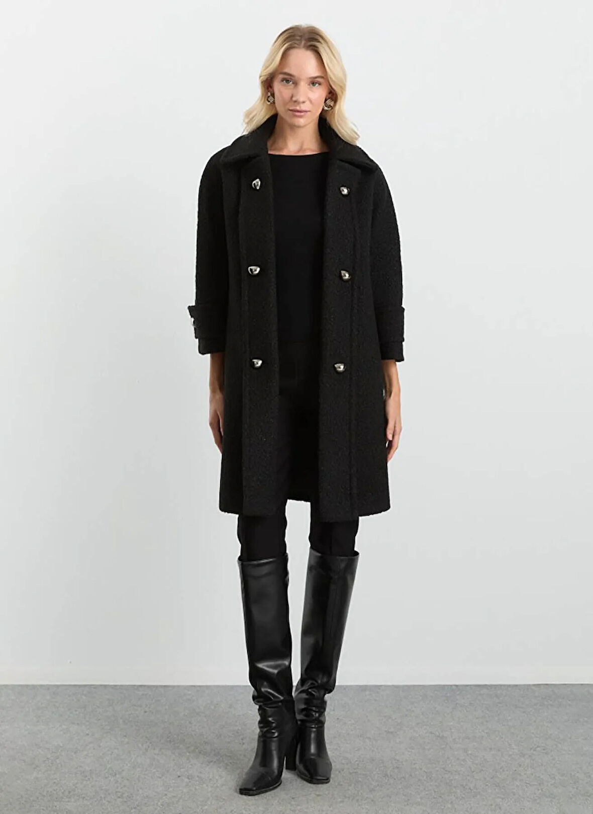 Selen Siyah Kadın Kaban 25KSL9526