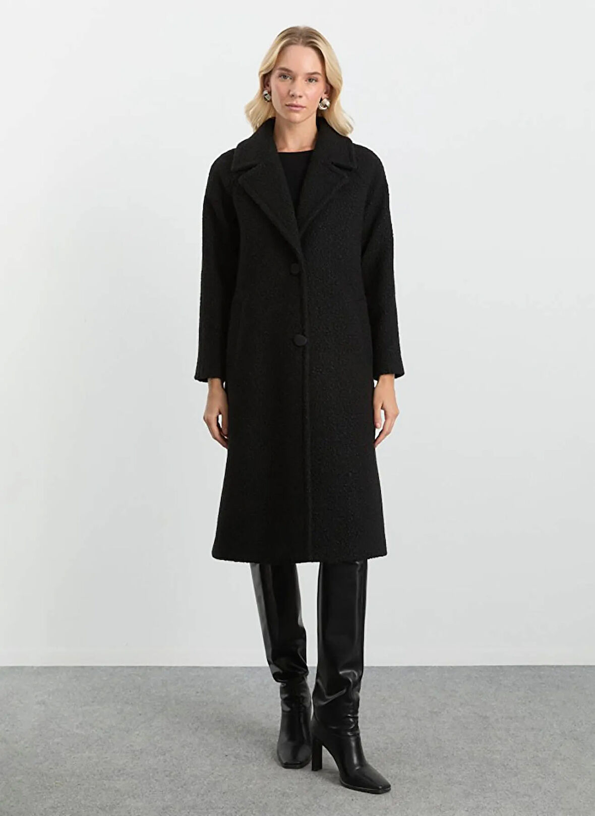 Selen Siyah Kadın Kaban 25KSL9527