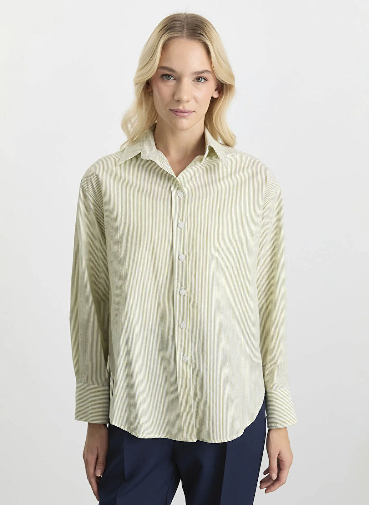 Selen Polo Yaka Çizgili Yeşil Kadın Bluz 25KSL8207