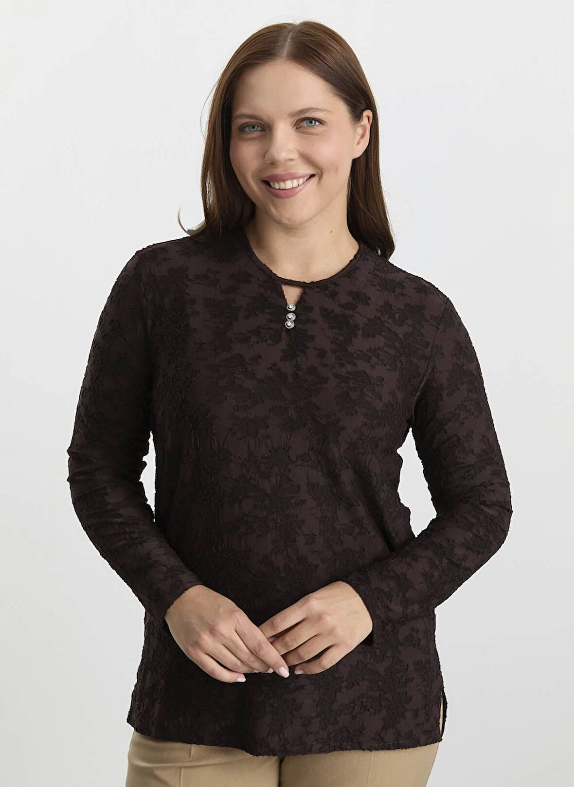 Selen Bisiklet Yaka Desenli Kahve Kadın Bluz 25KSL8209