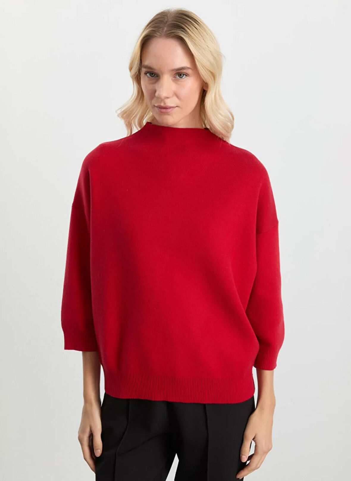 Selen Dik Yaka Düz Kırmızı Kadın Bluz 25KSL8215