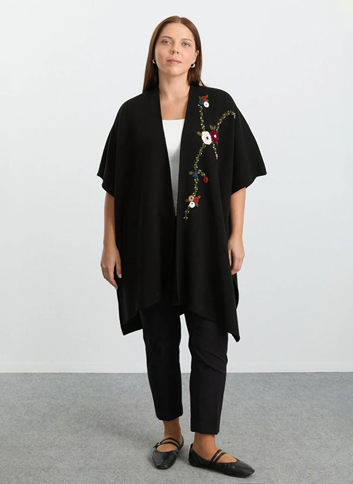 Selen Siyah Kadın Panço 25KSL4167