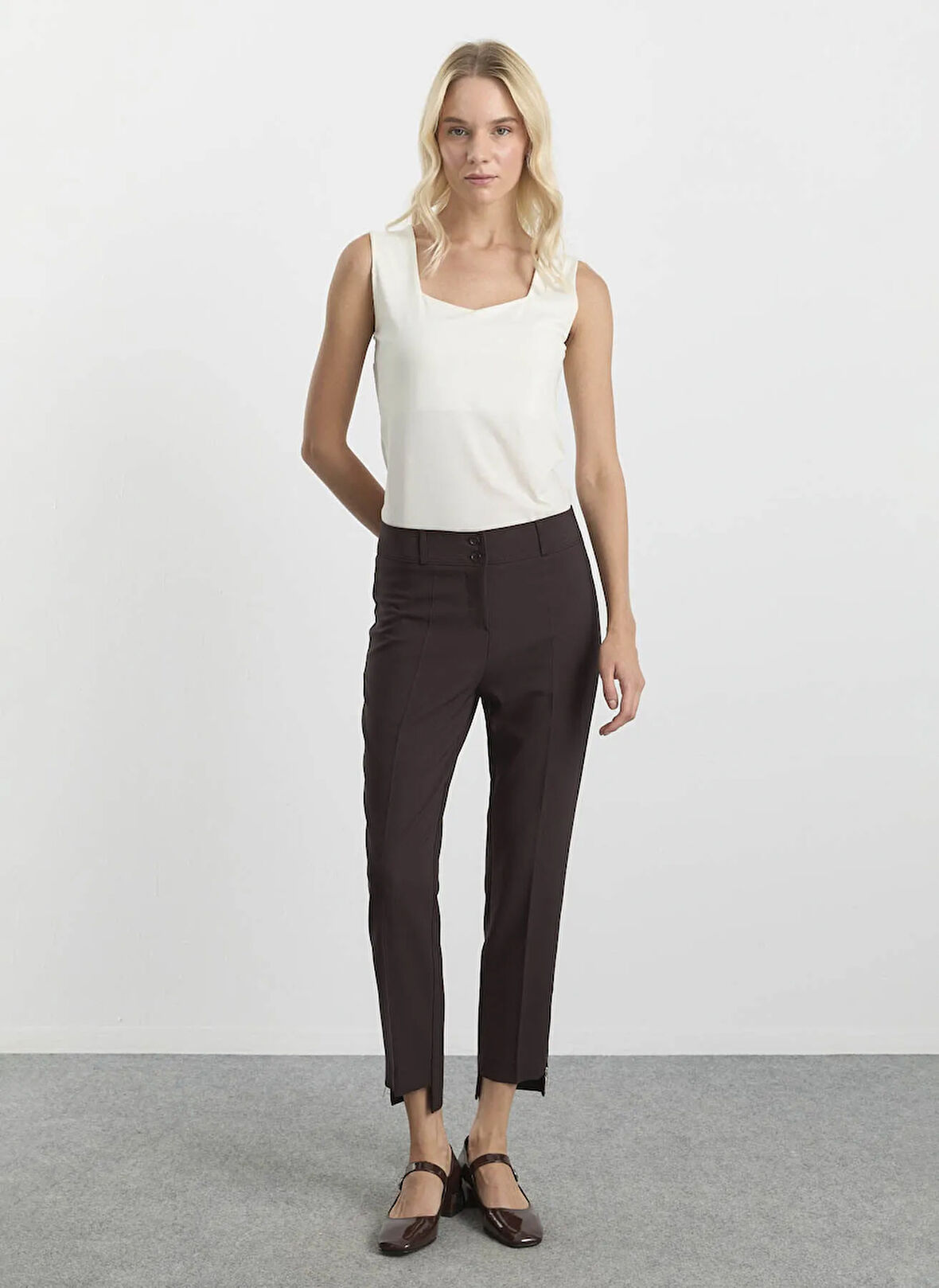 Selen Normal Bel Standart Kahve Kadın Pantolon 25KSL5463