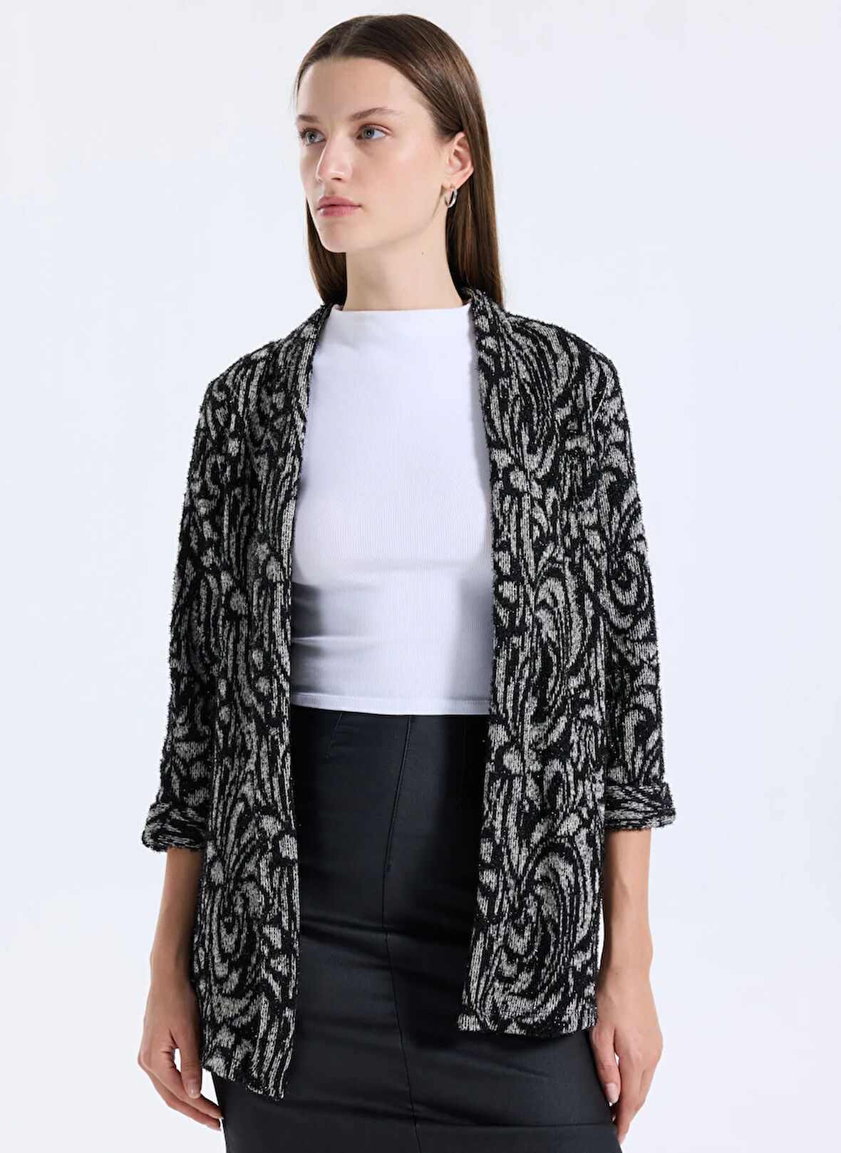 Selen Siyah Kadın Hırka 25KSL4177