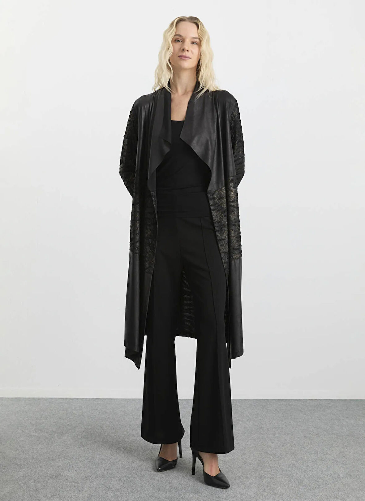 Selen Siyah Kadın Hırka 25KSL4174