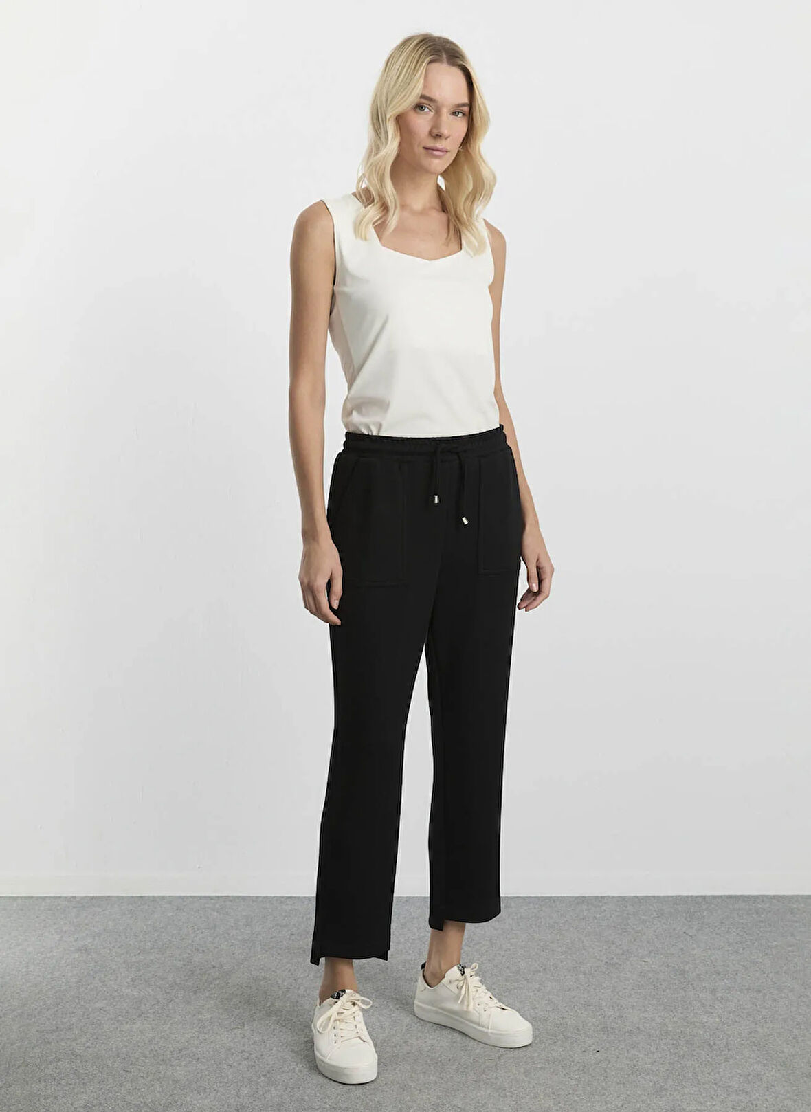 Selen Normal Bel Standart Siyah Kadın Pantolon 25KSL5469